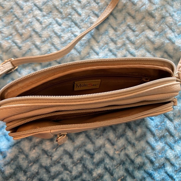 Purse - Picture 2 of 3